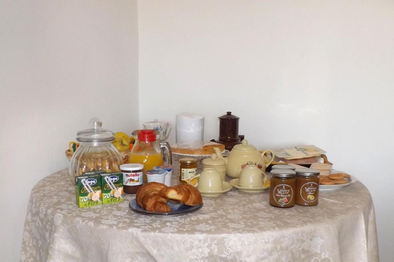 La Fiora Bed & Breakfast ซานเซโปลโกร ภายนอก รูปภาพ