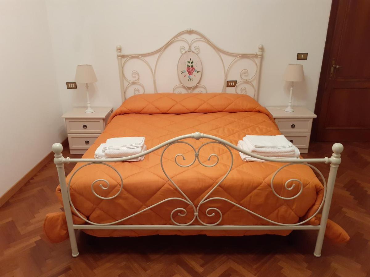 La Fiora Bed & Breakfast ซานเซโปลโกร ภายนอก รูปภาพ